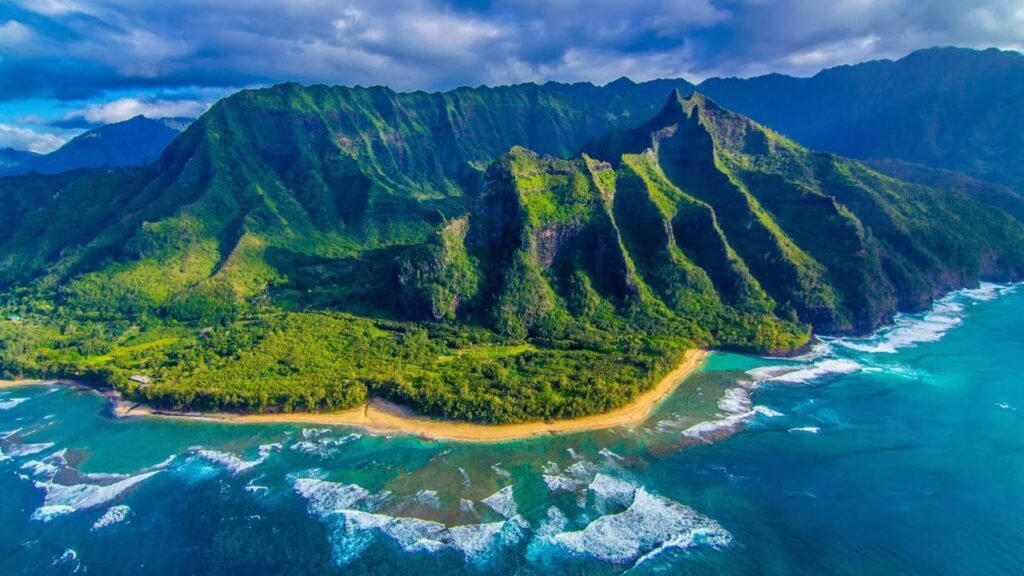 Nude Beaches in Oahu